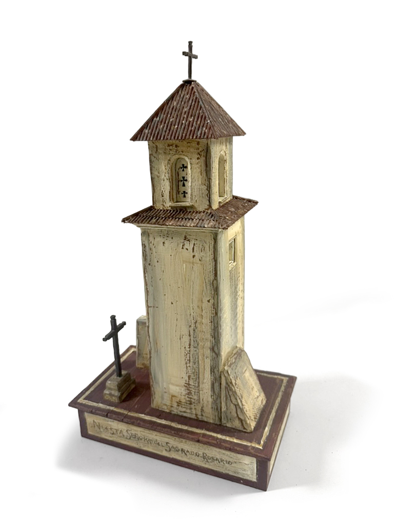 Tower: Nuestra Señora del Sagrado Rosario sculpture, alternate angle